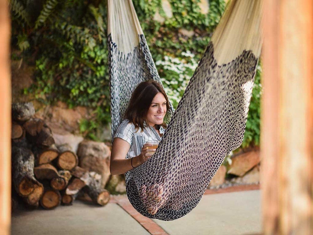 Relaxation Redefined: DIY Hammock Making Made Easy缩略图