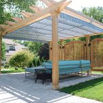 Distinguishing Between Awnings and Canopies for Your Outdoor