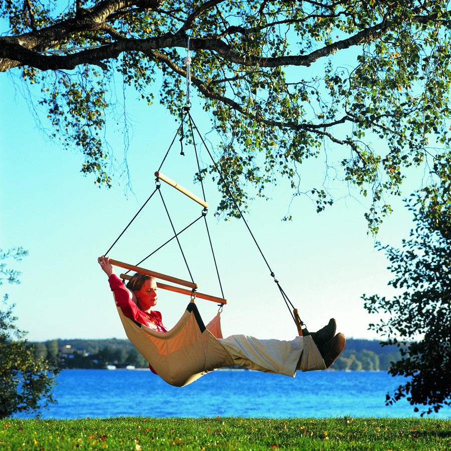 how to tie up a hammock