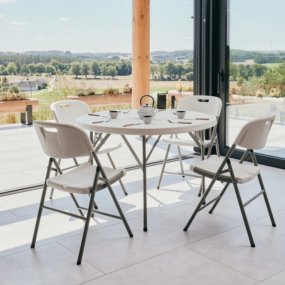 round folding table